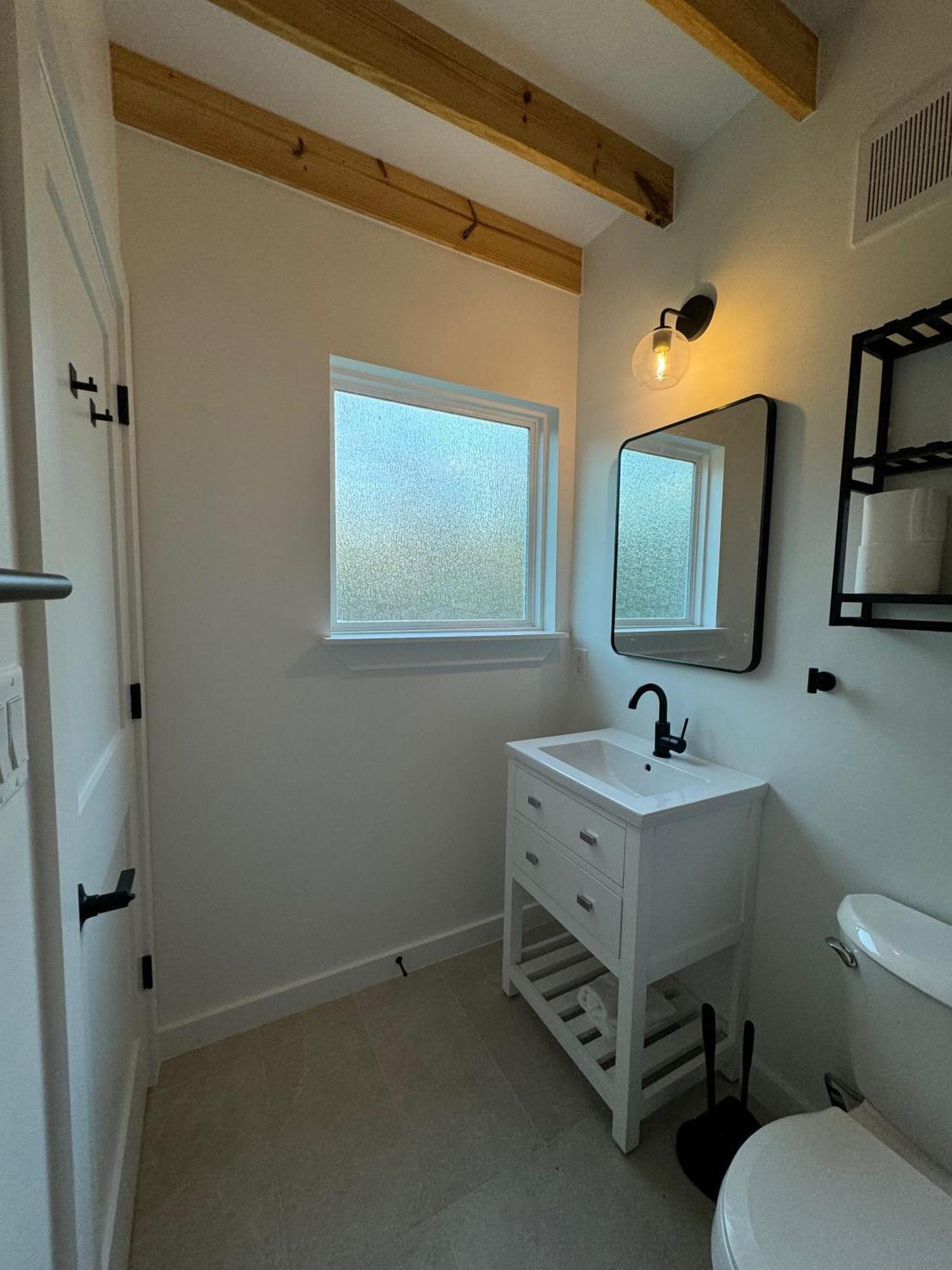 Stay In Babia - Luxury Cabins - Sam Houston National Forest Montgomery Eksteriør billede